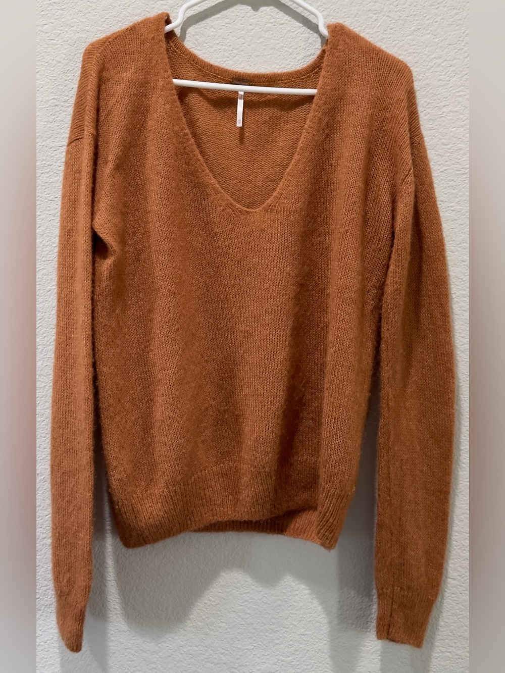 Free People Alpaca Cozy V-Neck Women’s Sweater in Rust